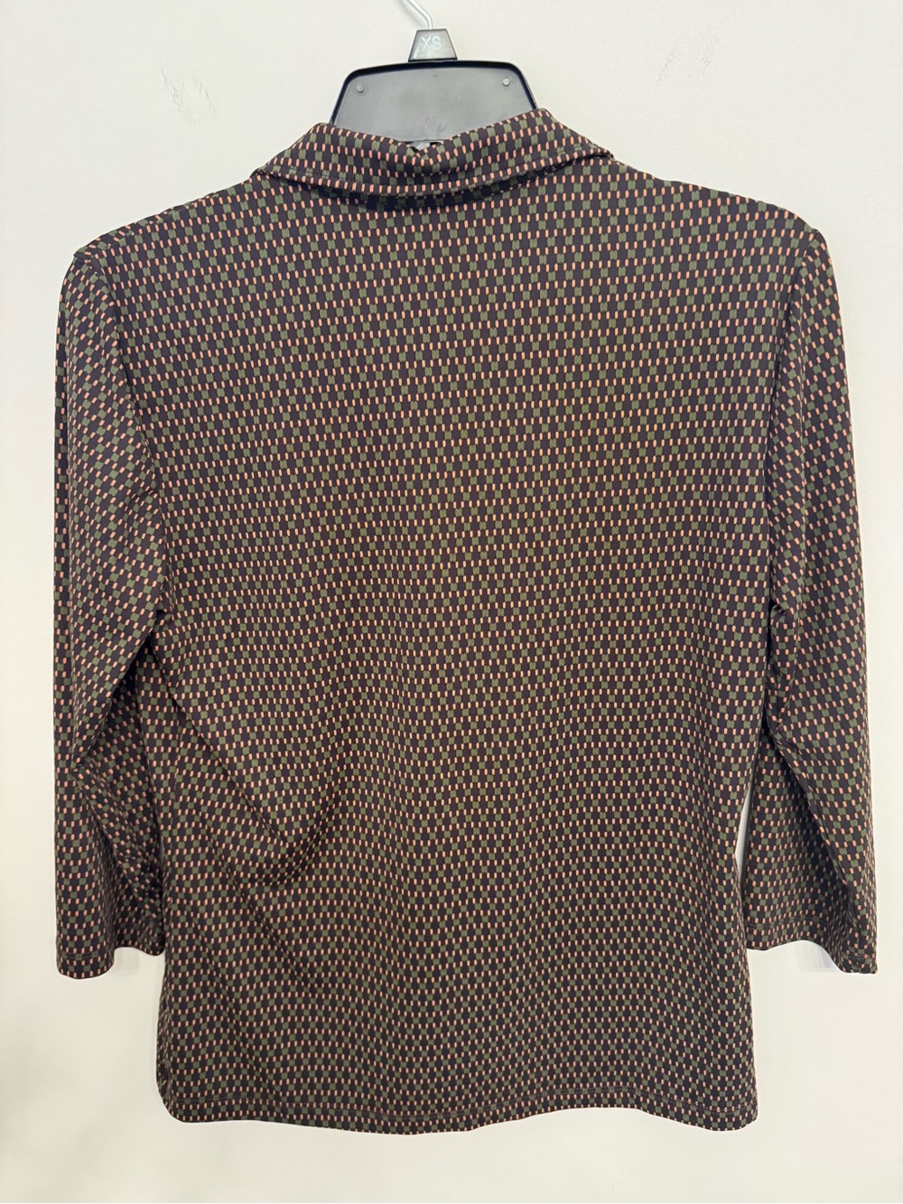 NWOT J. McLaughlin Brown Patterned Button-Front Blouse - Picture 3 of 3